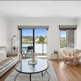 Modern Townhouse in Wright, hotel in Weston Creek