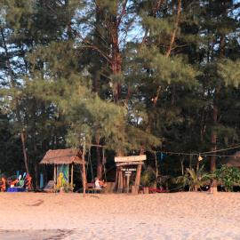 Horizon Eco Resort: Ko Phra Thong şehrinde bir otel