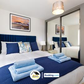 Duckett house, 3 Bedroom Detached House By B and R Serviced Accommodation Amesbury With Free Parking