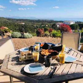 Magnifique appartement vue mer et montagne à Solenzara Corse