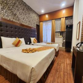 Hotel Raunak
