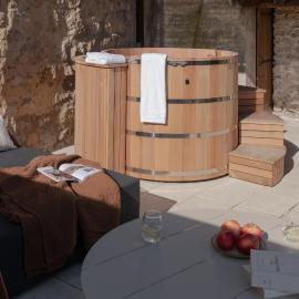 MiHotel - Grenier à Sel de Pérouges, ξενοδοχείο σε Pérouges