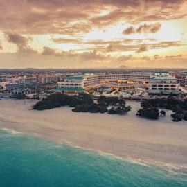 JOIA Aruba by Iberostar, hotel sa Palm-Eagle Beach