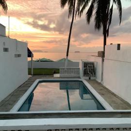 Casa GALLARDO, hotel sa Manzanillo