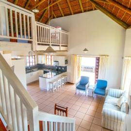 Cozy home 2 mins from the beach, hotel in Marina Glades