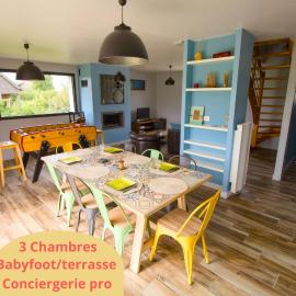 Evasion entre Mer et Campagne avec Babyfoot et terrain de pétanque, 3 chambres, cheminée - Intendance Luxury Host, hotel em Le Rozel