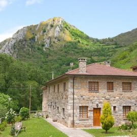 Apartamentos Rurales Casa Marcelo, hotel u gradu Veigas