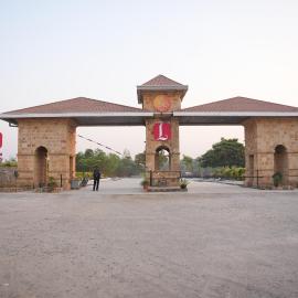 Bāsar에 위치한 호텔 Lords Hrim Akshara Resort