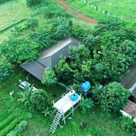 SMR Organic Farm Stay, hotel di Krong Saen Monourom