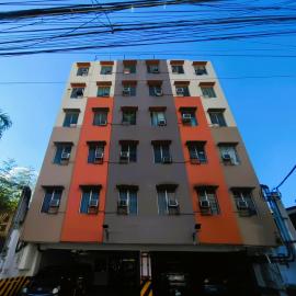 BGC Suites Uptown, hotel en Makati