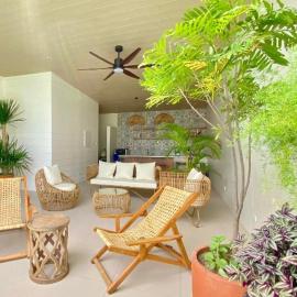 Nazville Vacation Home, hotel in Cainta