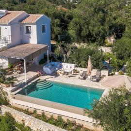 Island Breeze Villa, hotel u gradu Bogdanátika