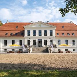 Peter's Resort, ξενοδοχείο σε Redefin