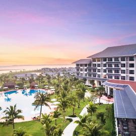 Vinpearl Cua Hoi, Affiliated by Meliá, khách sạn ở Cửa Lò