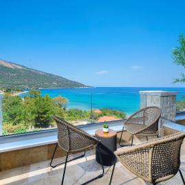 Essentia Luxury, hotel in Koinyra