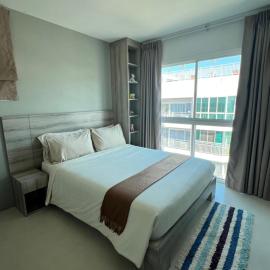 Grandblue Condominium#701 TopFloor MaePhim Rayong, Hotel in Ban Tha Fat