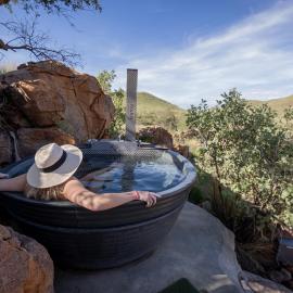 Nauams Namibia - Farmyard Chalets, Mountain Cabins and Campsite, hotel em Namibgrens