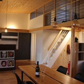 Sunny Loft mit wunderschöner Terrasse, hotell sihtkohas Freystadt