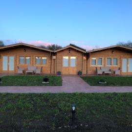 Apartamentos Playa Frejulfe, hotelli kohteessa Paderne