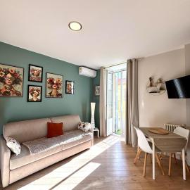 studio plein centre ville rue piétonne