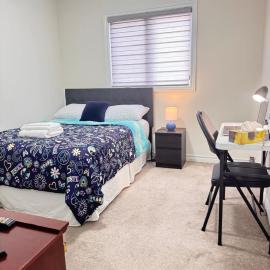 Nice Cozy Room in Thorold, close to Niagara Falls, hotell sihtkohas Thorold