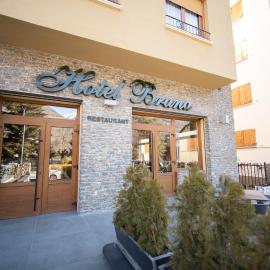 Hotel Bruna, hótel í Esterri d'Àneu