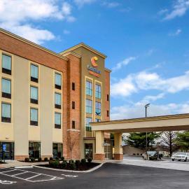Comfort Suites Bowling Green Southeast، فندق في بولينغ غرين