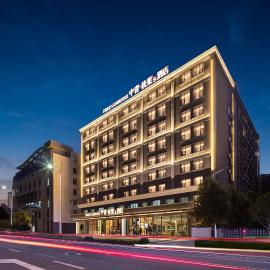 China Youth Qiuguo Hotel - Wuhan Jiangxia Uni-Town Metro Branch, hotel u gradu 'Wuhan'