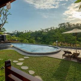 Lumbung River Ubud Villas, hotel em Blahbatu