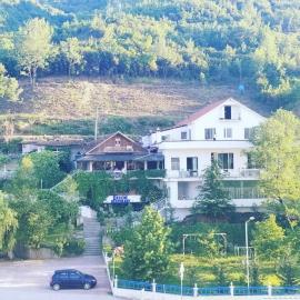 Guest House Erzeni, hotel en Tirana