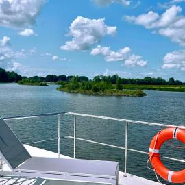 Homeship Blue Sky