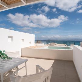 Deluxe Maisonette With Private Jacuzzi