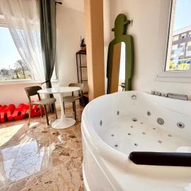 New Seaside Suite AMORE, hotell sihtkohas Bordighera