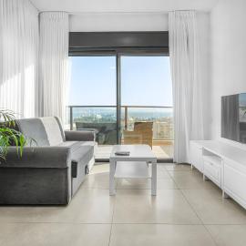 Luxury Suite Apartment With Sea View #55 By Hashdera Eilat: Eilat şehrinde bir otel