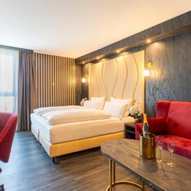 PLAZA Premium Parkhotel Neu-Ulm，烏爾姆的飯店