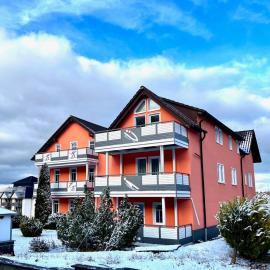 Ferienwohnung Stein-16 zum Prinzenweg、オーバーホーフのホテル