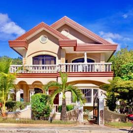 Entire House at Club Morocco Beach Club Subic、スービックのホテル
