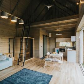 WOWCABIN - Lovas, hotelli kohteessa Lovas