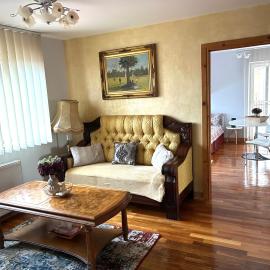 Casa Levi، فندق في لوغوج