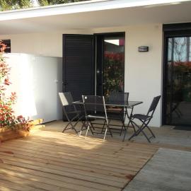 luxury F2 swimming pool ponds and sea