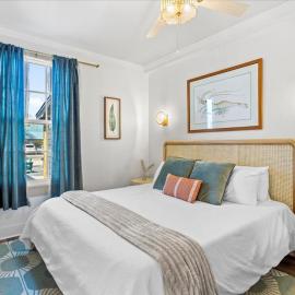 Downtown Biloxi 2BR Gem Pet Friendly Beach!