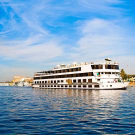 Nile Cruise Luxor 4 nights Aswan 3 nights, hotel di Luxor