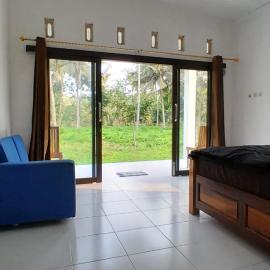 Sollo-Sollo Coco Farm Stay, hotel sa Pulau Sarang