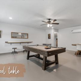 8BR Home Sleeps 14 Game Room Fenced Yard, hótel í Bethany