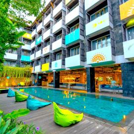 Viesnīca Tijili Hotel Seminyak Seminjakā
