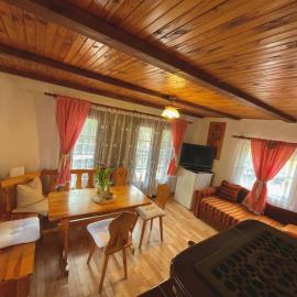 Chata Dolce I, hotel a Trutnov
