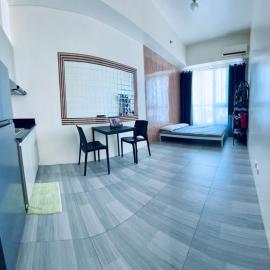 The Beacon Tower, hotel sa Maynila