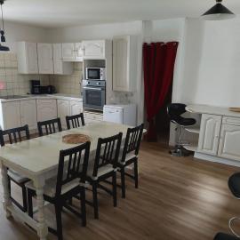 Chez Rachel, hotel u gradu 'Puimisson'