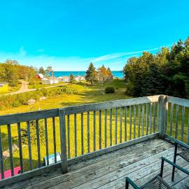 Glenghorm Beach Resort, hotell i Ingonish