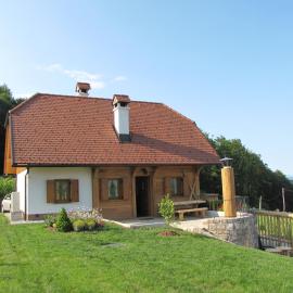 Zidanica Ravbar, hotel in Uršna Sela